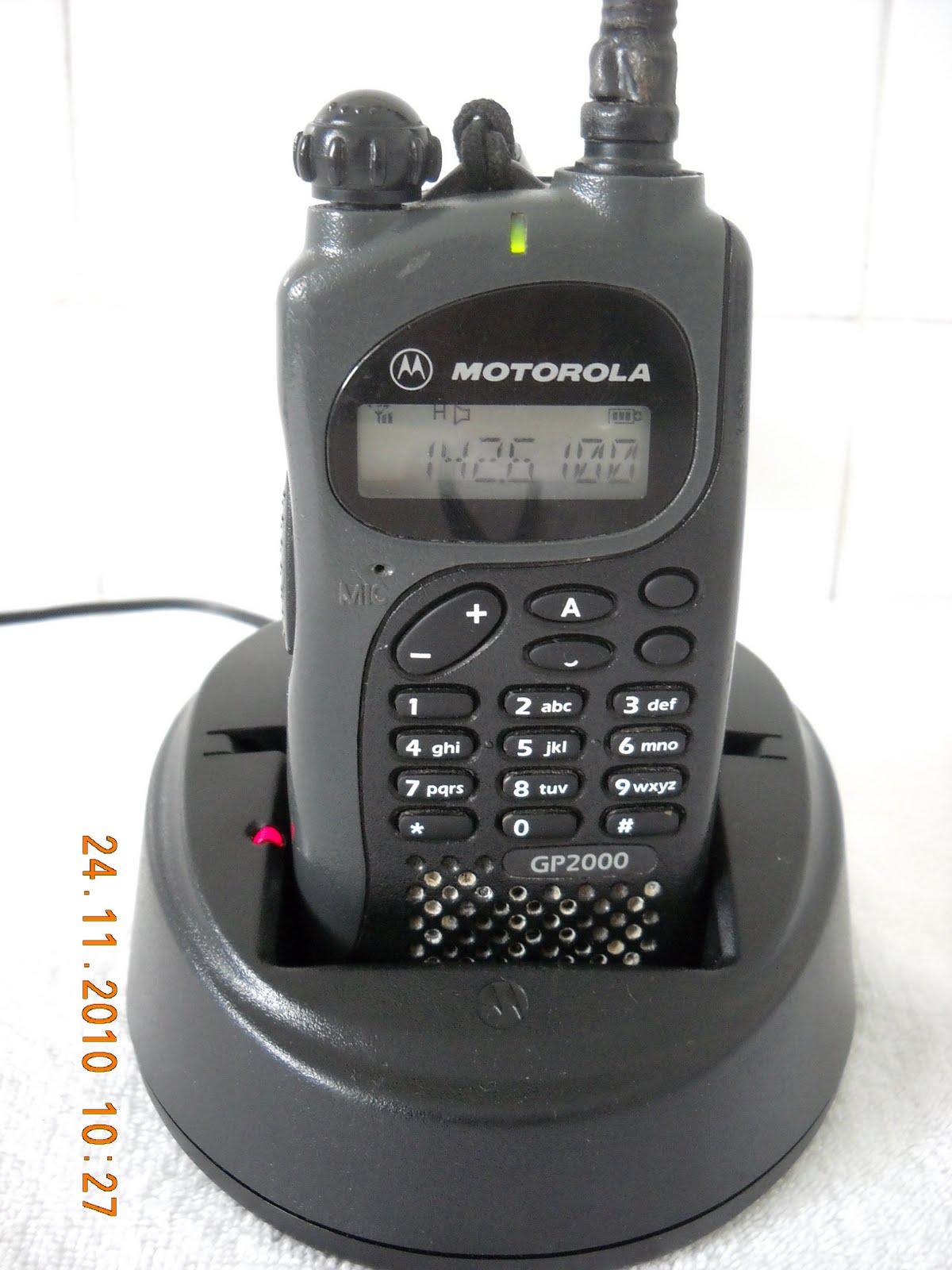 Bộ đàm cầm tay Motorola GP 2000
