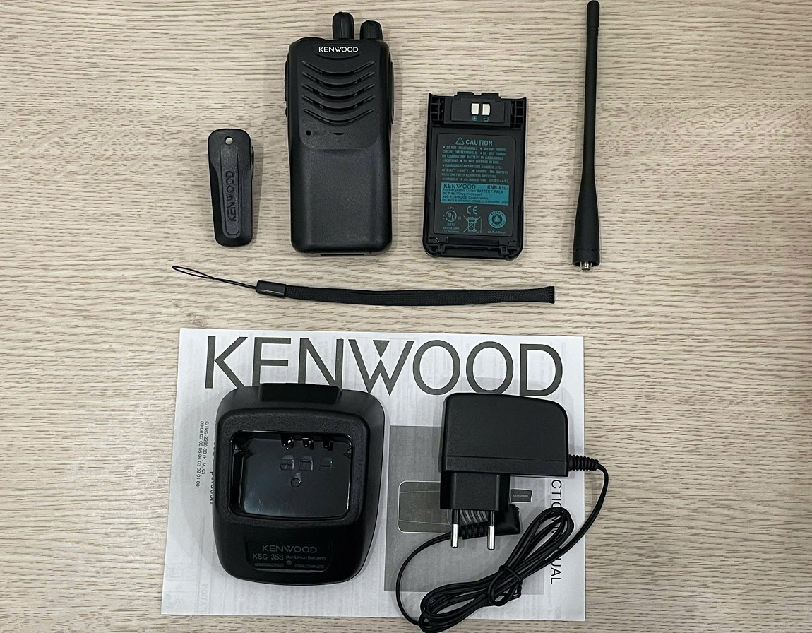 Bộ Đàm Kenwood TK-3000 2 Bộ đàm cầm tay Kenwood TK 3000 - Maitel