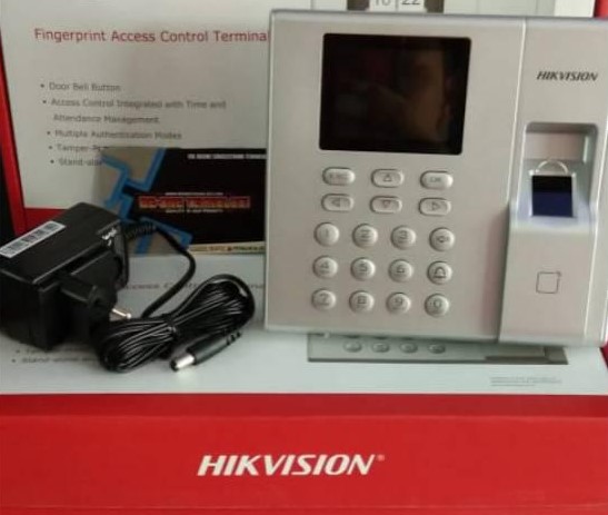 Máy chấm công Hikvision DS-K1A8503MF