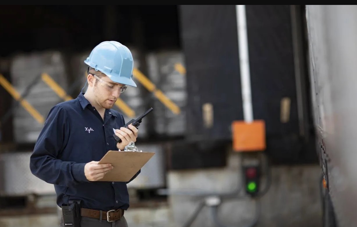 Bộ Đàm Kỹ Thuật Số Chống Cháy Nổ Motorola R5-TIA | Maitel